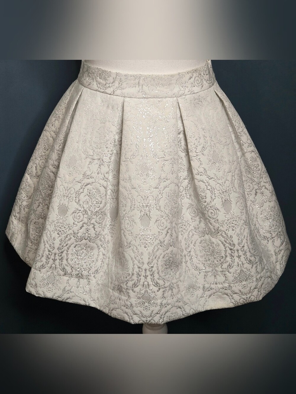 Honey Punch White Silver Brocade Formal Pleated Skater Skirt NWOT S